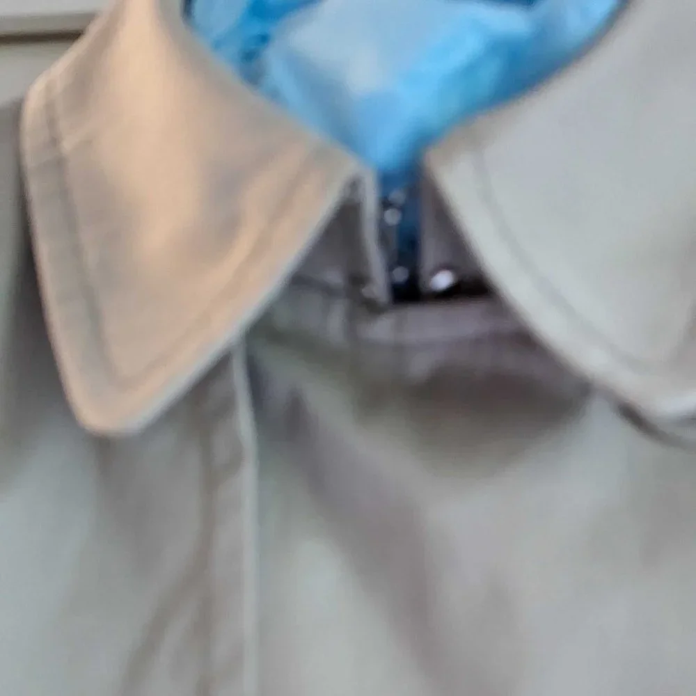 πHPπ Banana Republic Water Resistant Trench Coat - Picture 5 of 7
